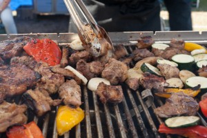 A catering grill for skewers