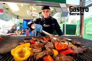 Grill cateringowy na węgiel do szaszłyków